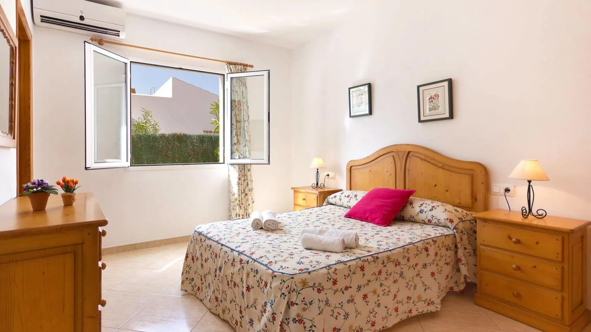 Menorca Cleo Apartment Cala Blanca  Spain