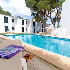  Apartment Apartamentos Cala Blanca